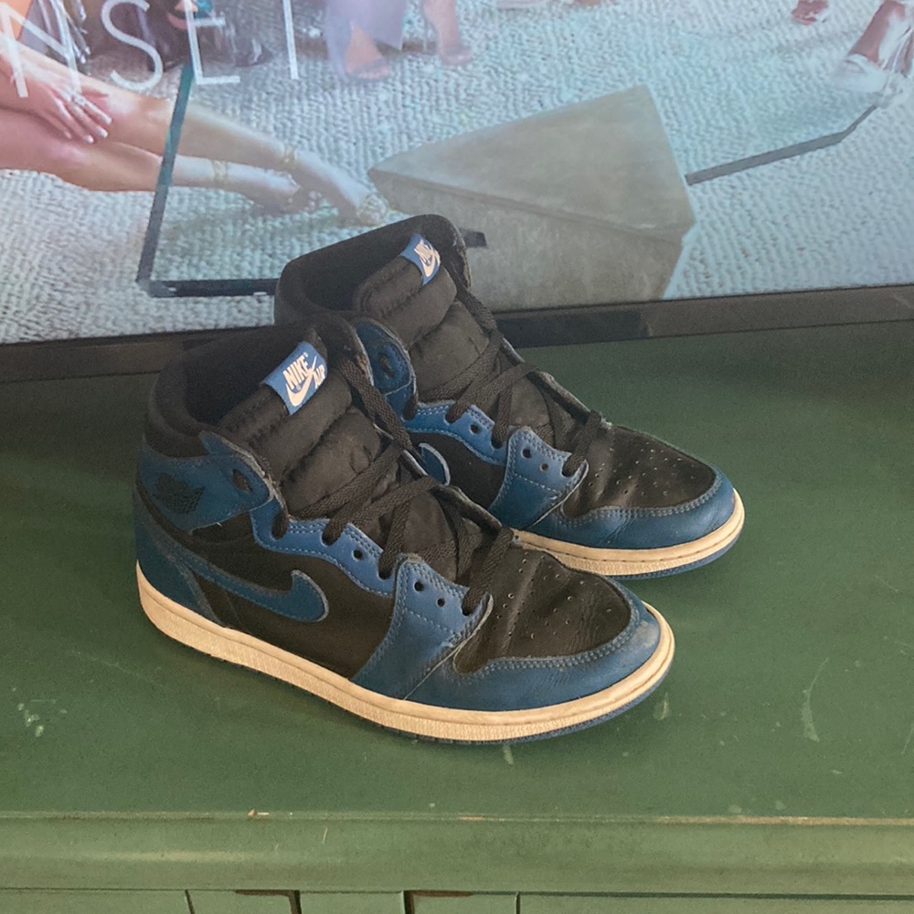 Blue & black nike dunks size 8.5